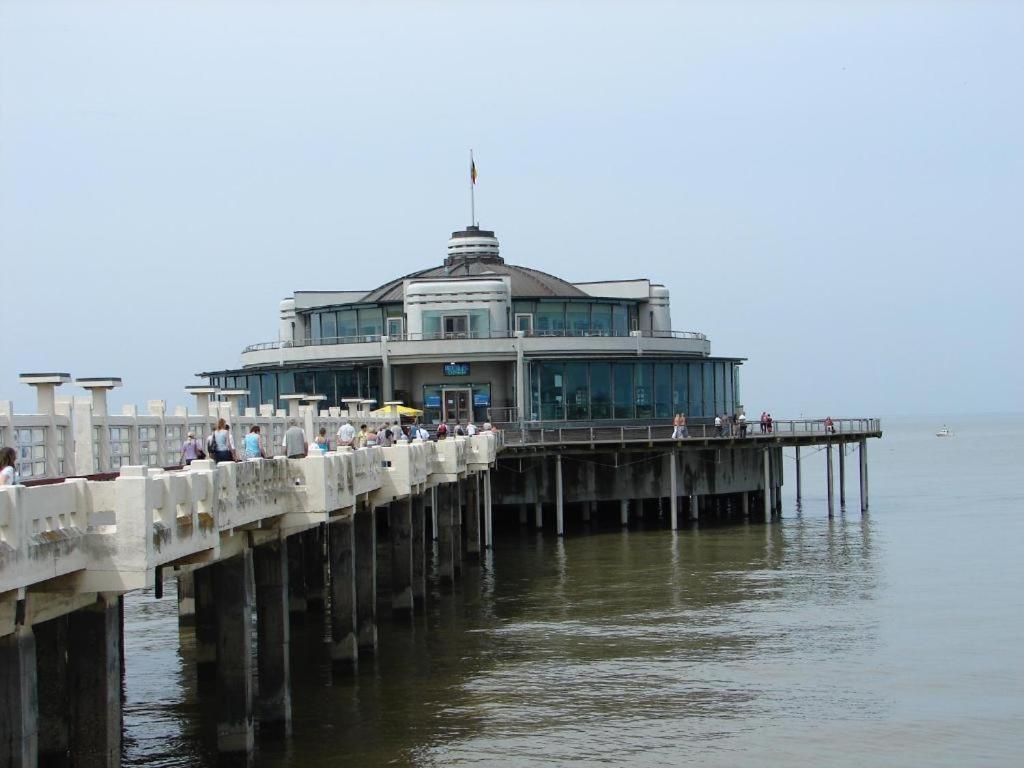 Luxurious Apartment With Sea View Blankenberge Luaran gambar