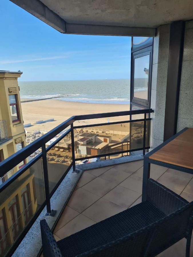 Luxurious Apartment With Sea View Blankenberge Luaran gambar