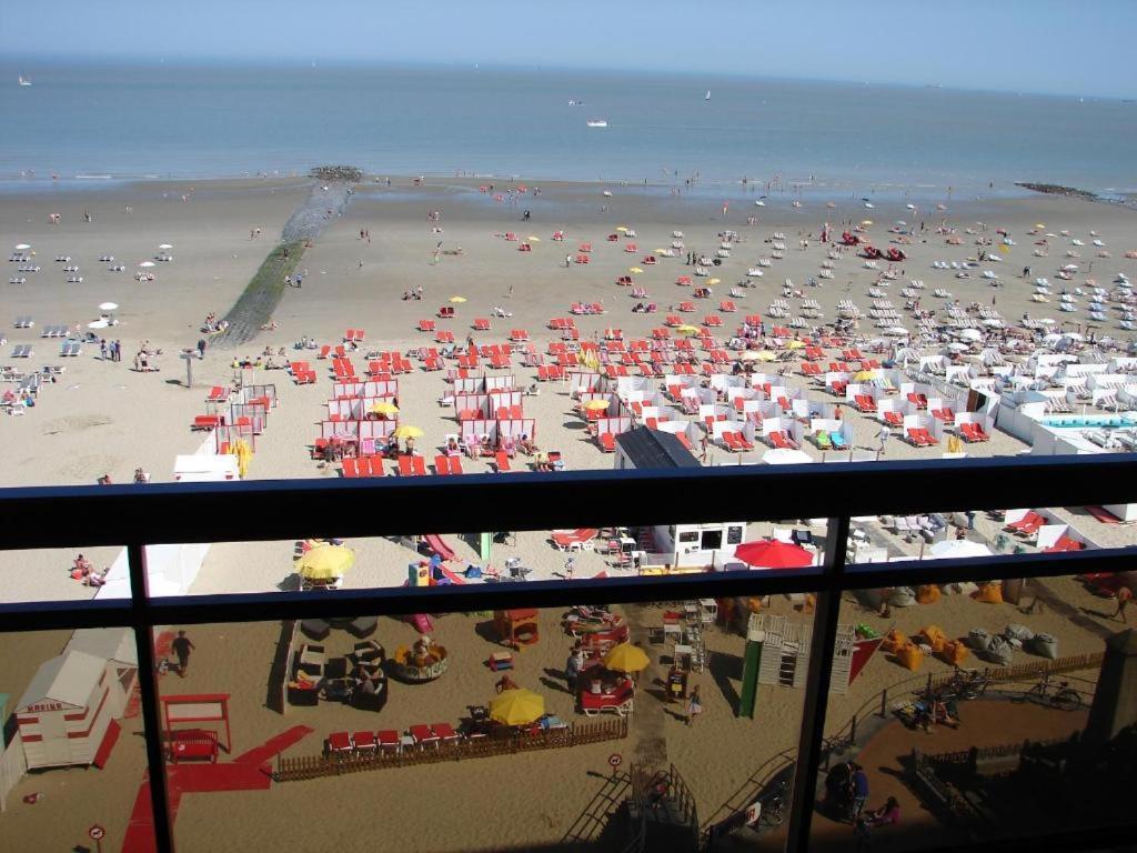 Luxurious Apartment With Sea View Blankenberge Luaran gambar